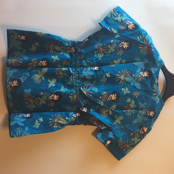 Medical Apparel / Scrub Top - Picture 6 of 6